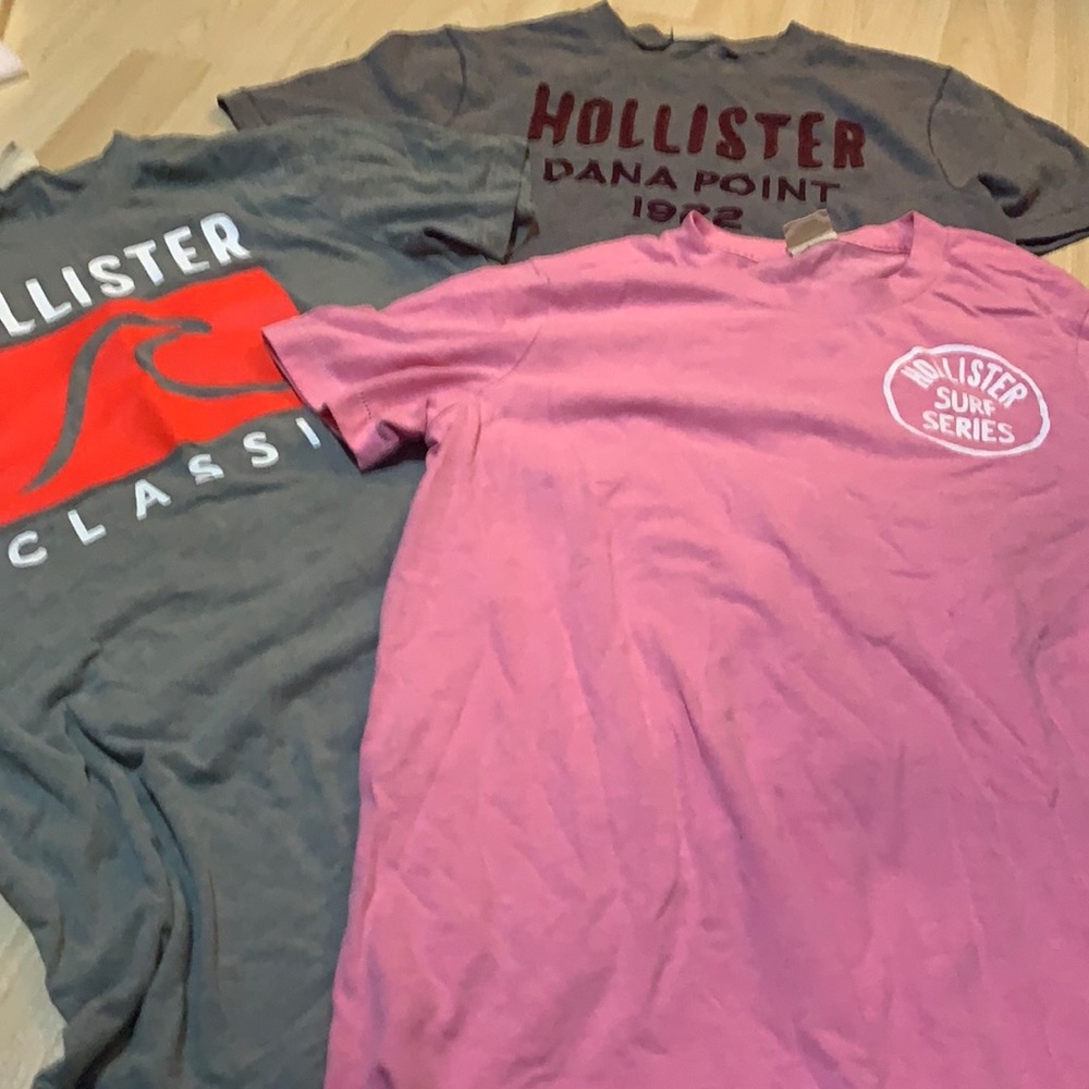 Hollister Bundle of Three T-Shirts (Two Grey & Pink) - SIZE MEDIUM